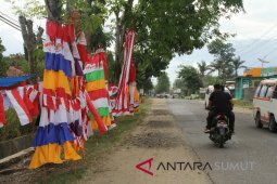 Pedagang bendera mulai hiasi Panyabungan