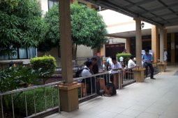 Ratusan orang bacaleg periksa kesehatan di RSKP