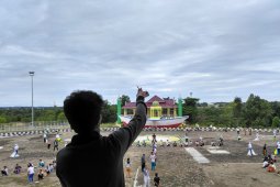 MTQ Jambi - Ratusan pelajar dilibatkan pada pembukaan  MTQ ke-48 .