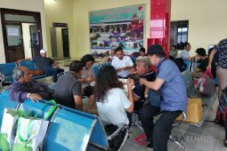 Penerbangam dari Bandara Ferdinand Tobing - Kualanamu tertunda