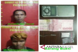 Dua pengedar terjerat lima paket sabu-sabu