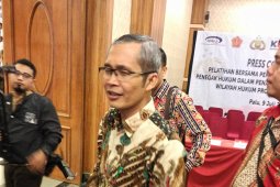 KPK geledah rumah pejabat PUPR di Tulungagung