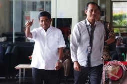 KPK Periksa Mensos Idrus Marham
