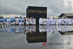 Dinkes ingatkan JCH Cirebon jaga kesehatan