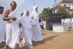 TigaHaji Tulungagung Meninggal karena Sakit