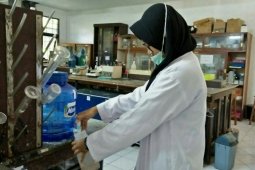 Mahasiswa ITS Buat Kaca Berlapis Zeolit Pengurang Efek Pemanasan Global