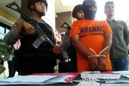 Tukang ojek tipu pencari kerja di Karawang