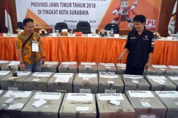 KPU Jatim Terima 18 Kotak Suara dari Daerah