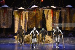 Pertunjukan Teater Max