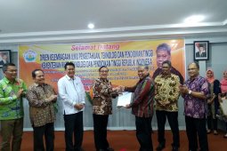 Kemenristekdikti serahkan SK STPK Matauli Pandan