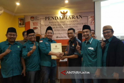 PKB-Golkar Daftarkan Caleg ke KPU Situbondo (Video)