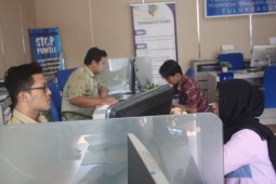 Di Tulungagung, Minat Kerja Kaum Perempuan Dua Kali Pria