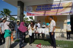 Video - Genap setahun RSIA Permata Bunda HUT dengan bakti sosial