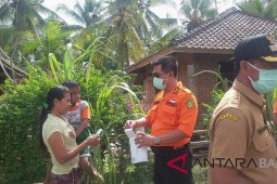 Beberapa wilayah Jembrana terguyur hujan abu Gunung Agung