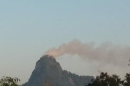 Bukit Ampan Kapuas Hulu terbakar