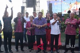 Bupati Buleleng buka "Twin Lake Festival" Buyan-Tamblingan