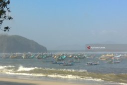 Cuaca Buruk, Nelayan Jember Diimbau Tidak Melaut