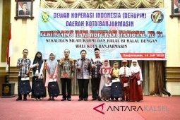 Dekopin Bangun Restauran Terapung