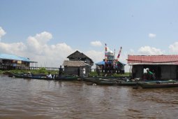 Kampung di atas air