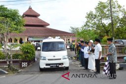Bupati Tapteng lepas peserta manasik haji