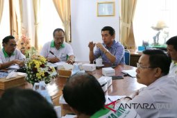 Bupati Klungkung bahas terhentinya pengembangan garam Kusamba