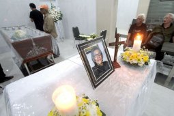 "Oom Pasikom" telah berpulang