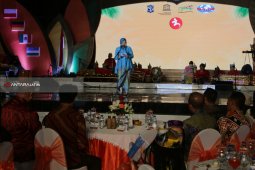 Risma Berharap Surabaya Jadi Rumah Kedua Peserta Cross Culture