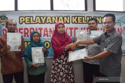 Disdukpencapil Kabupaten Madiun Lakukan Layanan Keliling Akta Kelahiran (Video)