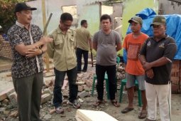 Mora Saleh bantu korban kebakaran