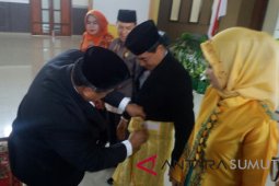 Kenal sehari bagai 15 tahun