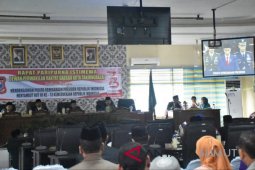 Wali kota dengarkan pidato kenegaraan Presiden RI