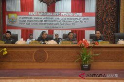 DPRD dengarkan jawaban pemerintah terkait perubahan RPJMD