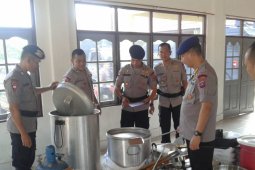BPJS Pasuruan Salurkan 223 Paket Daging Kurban