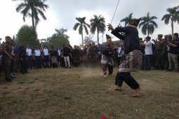 Kirab Obor Asian Games disambut silat Melayu