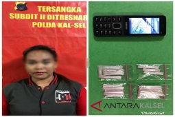 Wanita simpan 18 paket narkotika di atas tempat tidur