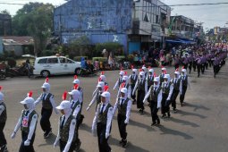 Pelajar Batanghari ikuti pawai pembangunan HUT ke-73 RI