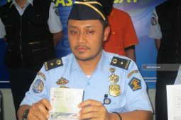 Imigrasi Kediri Tahan Warga Bangladesh Terkait Izin Tinggal (Video)