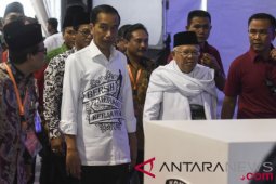 Pramono Anung: kemeja berslogan adalah pilihan Jokowi sendiri