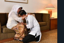Ibunda Presiden Jokowi meninggal dunia