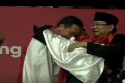 Raih emas, Hanifan peluk Jokowi-Prabowo bersamaan