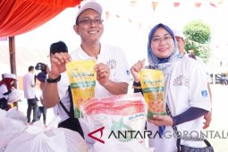 Gubernur Rusli: Pasar Murah Untuk Dongkrak Daya Beli