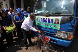 Pemkab Tuban Berangkatkan Logistik Bagi Korban Gempa
