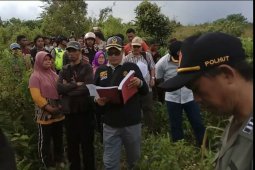 Hakim Tinjau Lokasi Perusakan Hutan Lindung di Gunung Lemongan