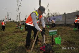 Penghijauan Tol Tangerang-Merak