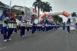 Ketua MPR mengirab obor Asian Games 2018