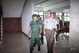 Kodam Udayana terima tentara Australia