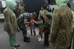 Pangdam V/Brawijaya Kunjungi dan Motivasi TK Kartika V-69 Probolinggo