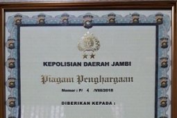 jambi.antaranews.com peroleh penghargaan dari Kapolda Jambi