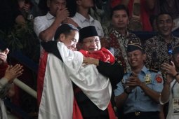 Sandiaga: Merinding Melihat Jokowi-Prabowo Berpelukan