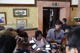 Risma Siapkan Bantuan untuk Bangun Sekolah Korban Gempa Lombok